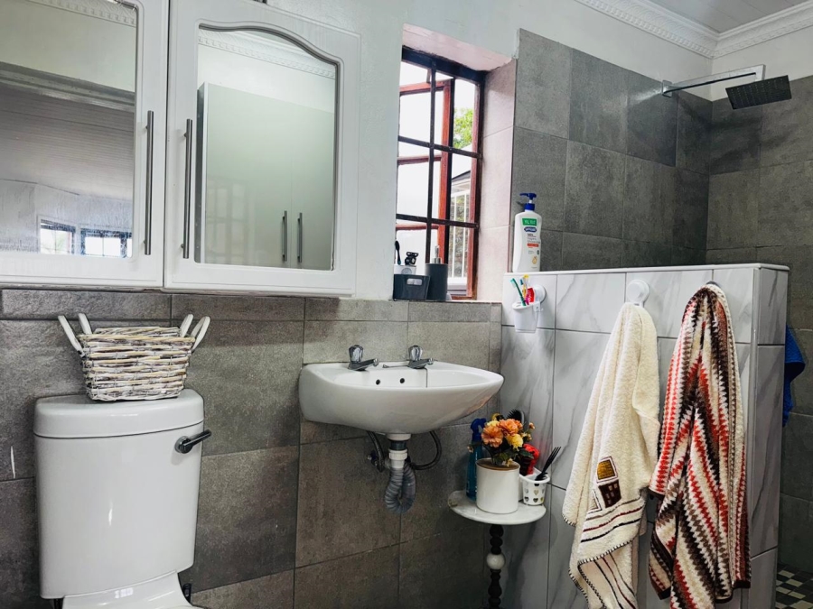 3 Bedroom Property for Sale in Wavecrest Eastern Cape